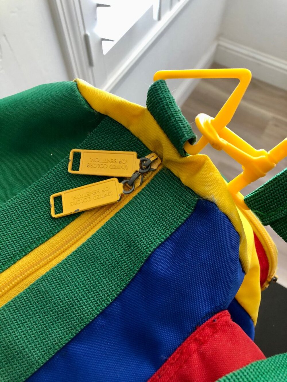 90s Vintage United Colors of Benetton Duffel Bag, Carry on Travel Bag - Picture 9 of 16